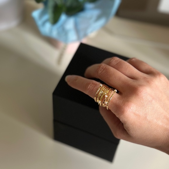 European Style “Bird Nest” Hammered Texture Multi-Layer Ring - Picture 4 of 5